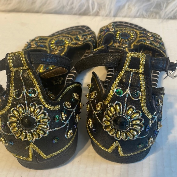 Tripper Sandals - Picture 6 of 8